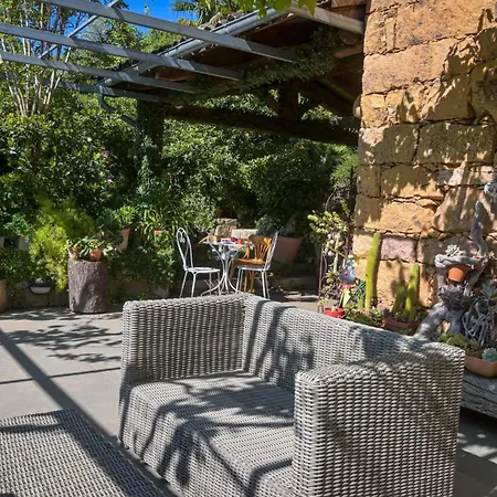 Teresa - Garden Terrace Splendid View - By Tgb *
